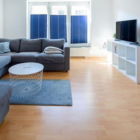 Ferienwohnung Liegeplatz Wilhelmshaven Esterno foto